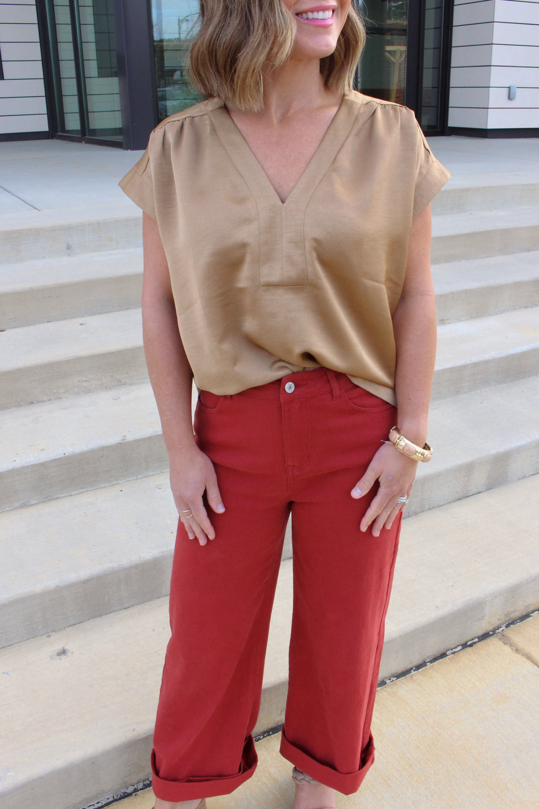 V-Neck Placket Shirring Top – Azlinn Hope