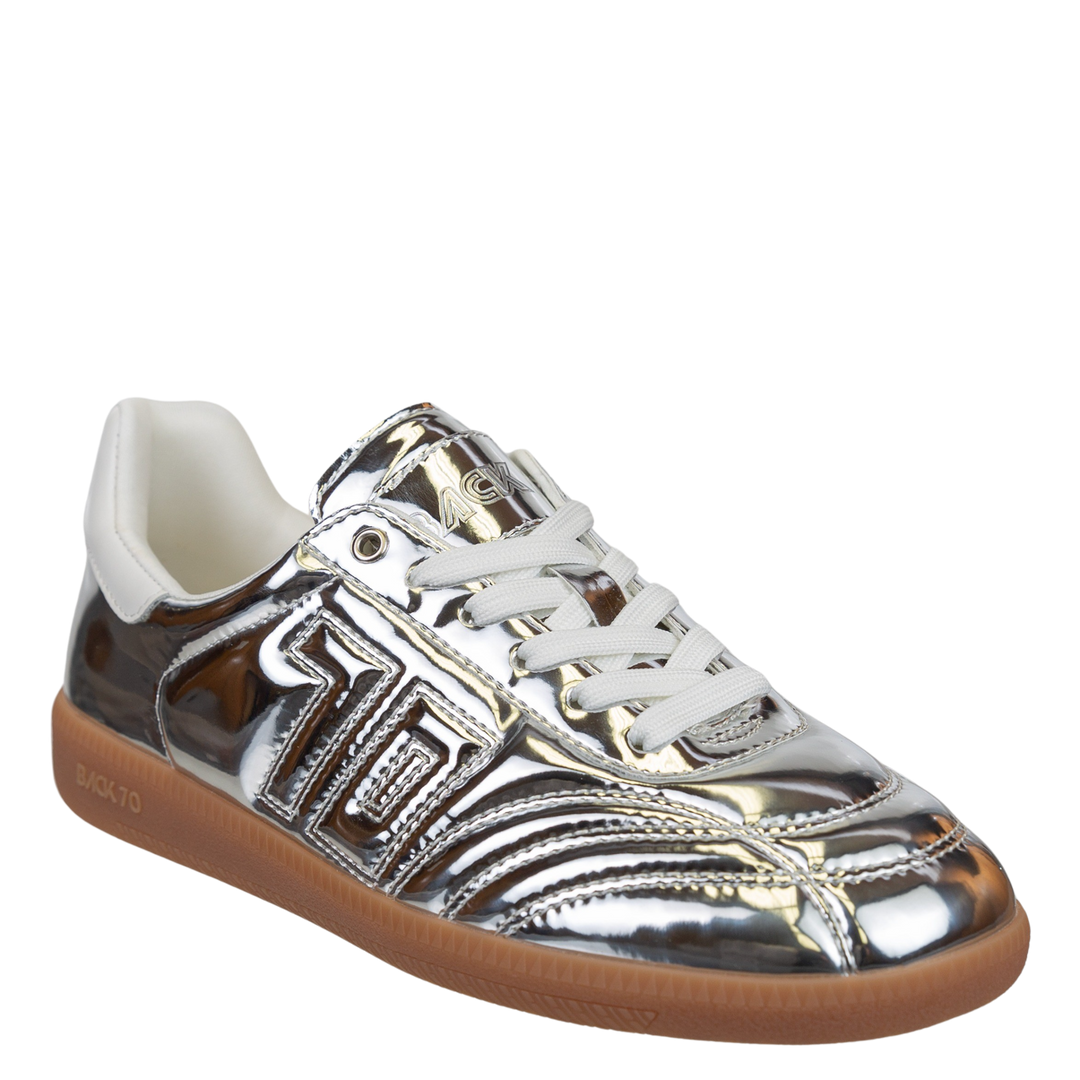 fluffy-silver-standard.